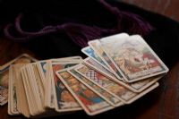 Cartes de tarot : que sont-elles et pourquoi sont-elles si populaires